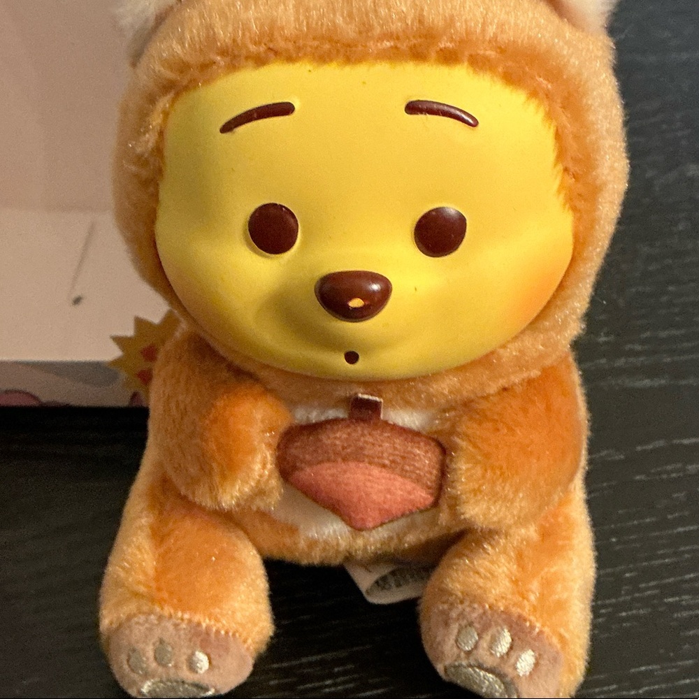 NWT Disney 🐿️ Squirrel Ecureuil - Picture 2 of 6